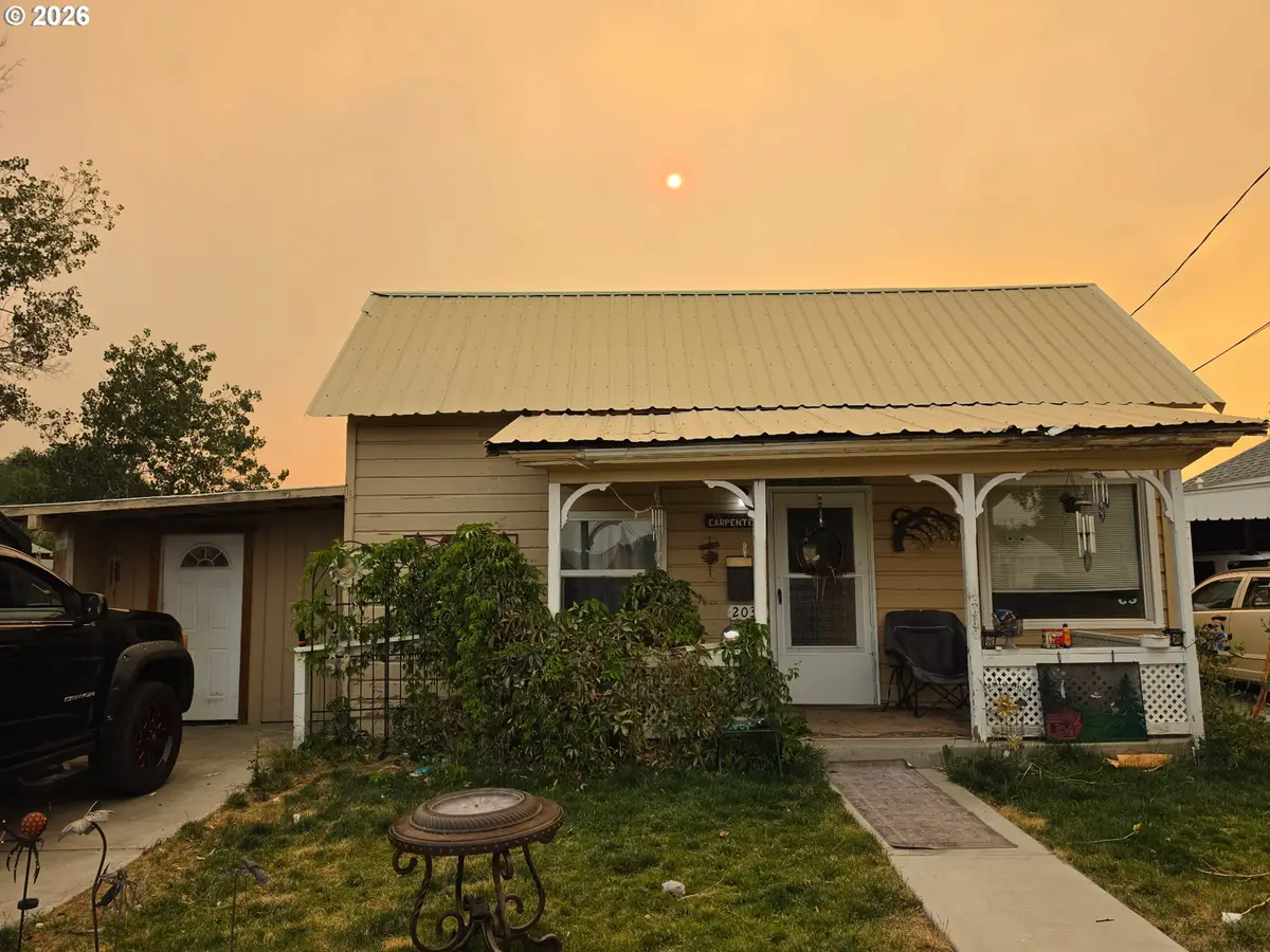 2039 Clark St, Baker City, OR 97814 - #1