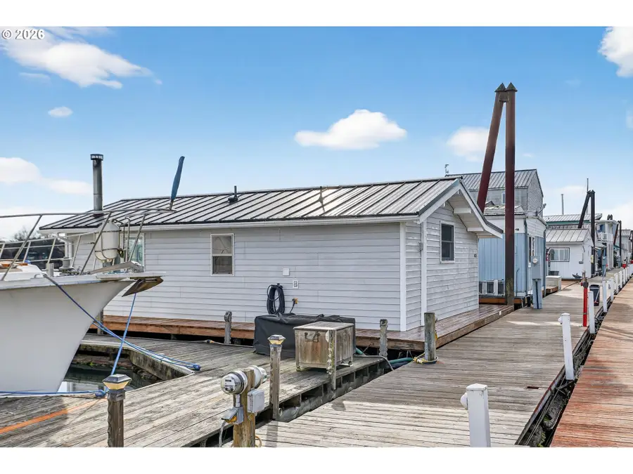 24600 NW St Helens Rd #M50, Portland, OR 97231 - #3