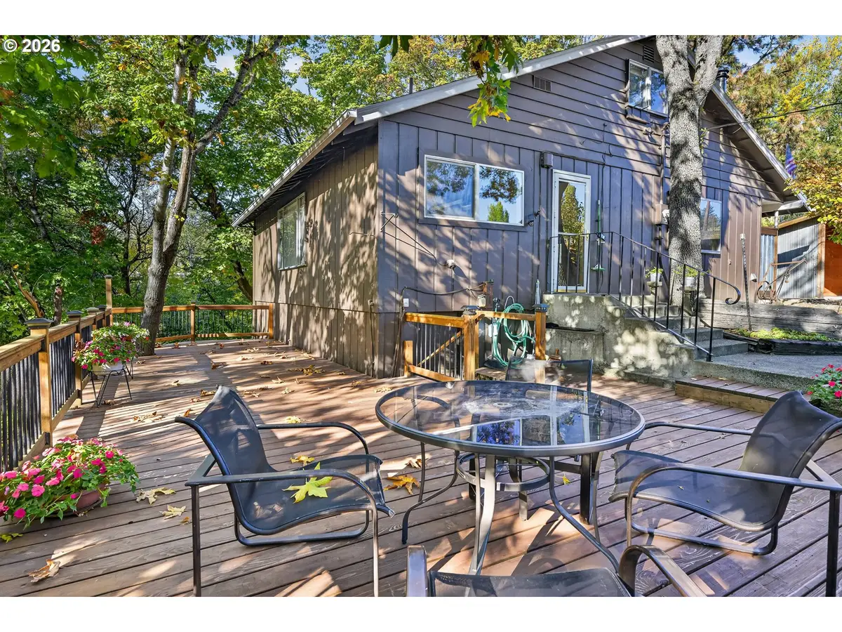 585 Carroll Rd, Mosier, OR 97040 - #1