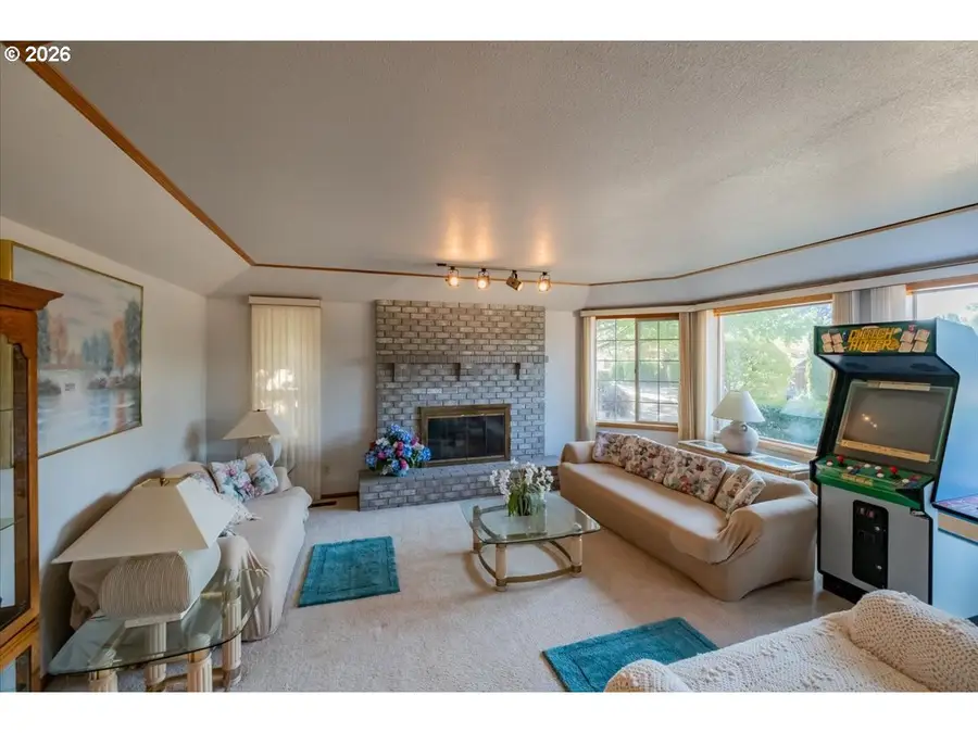 2890 NW Angelica Dr, Corvallis, OR 97330 - #3