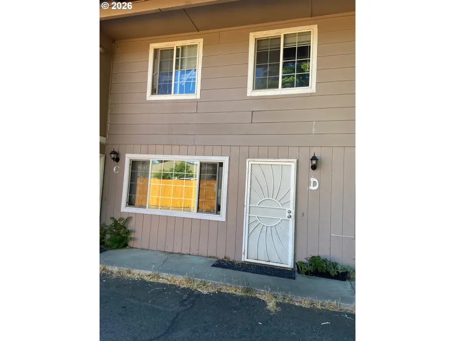 1215 W Main St #D, Medford, OR 97501 - #3