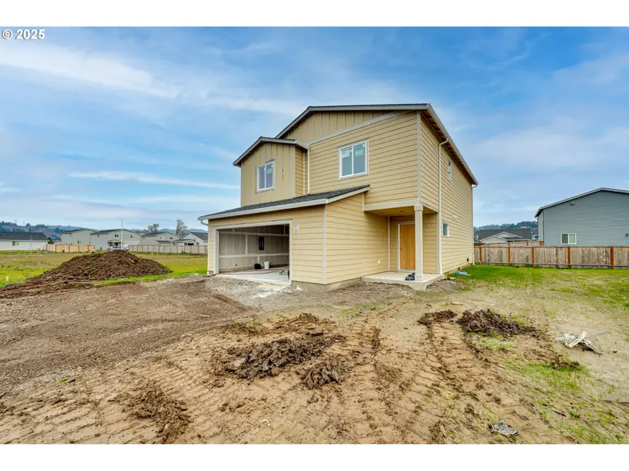 2016 Henderson Way, Longview, WA 98632 - Image #2