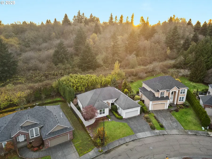 16442 SE High Meadow Loop, Portland, OR 97236 - Image #2