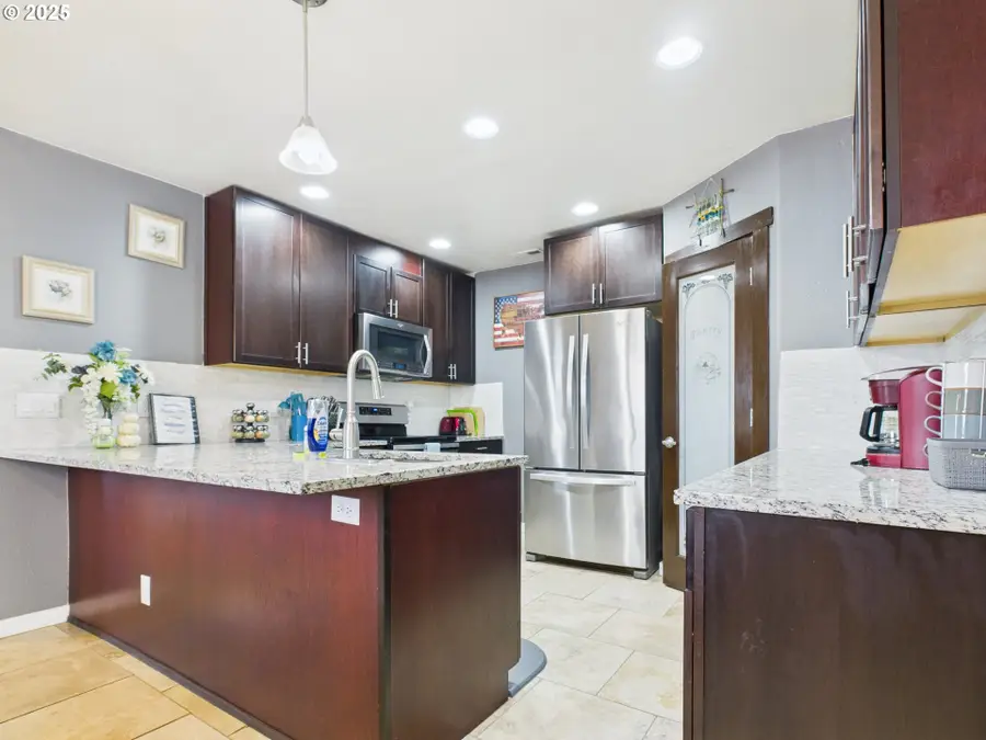 1800 SW Goodwin Pl, Pendleton, OR 97801 - Image #3