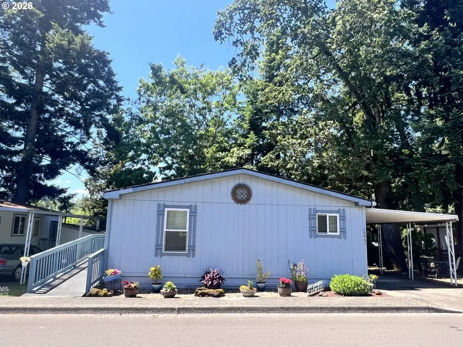 16461 SE Hearthwood Dr #52, Clackamas, OR 97015 - #2
