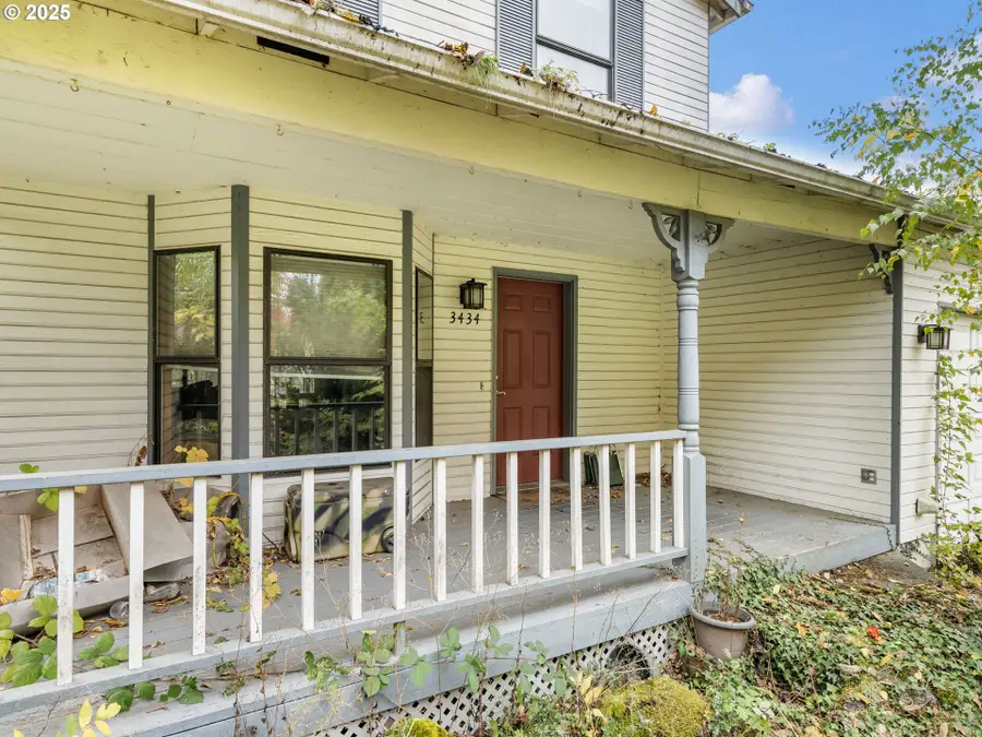 3434 SE Rockwood St, Milwaukie, OR 97222 - Image #2