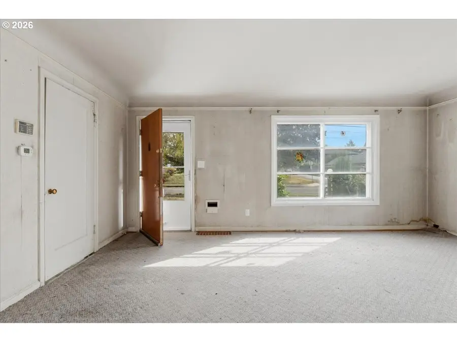 3545 SE 74th Ave, Portland, OR 97206 - #3