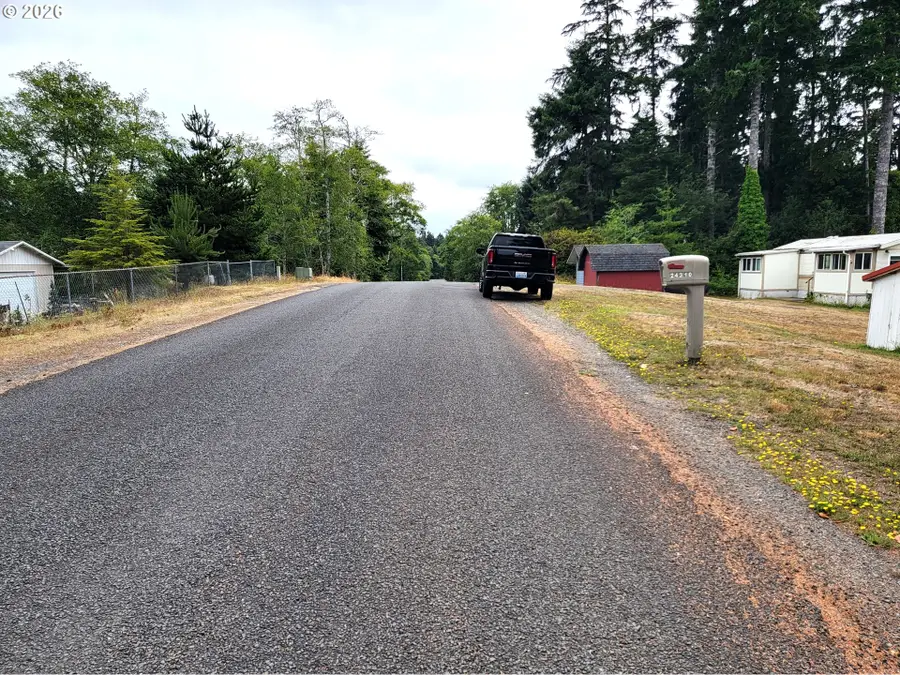 24313 Gile Pl, Long Beach North Beach Peninsula, WA 98640 - #3