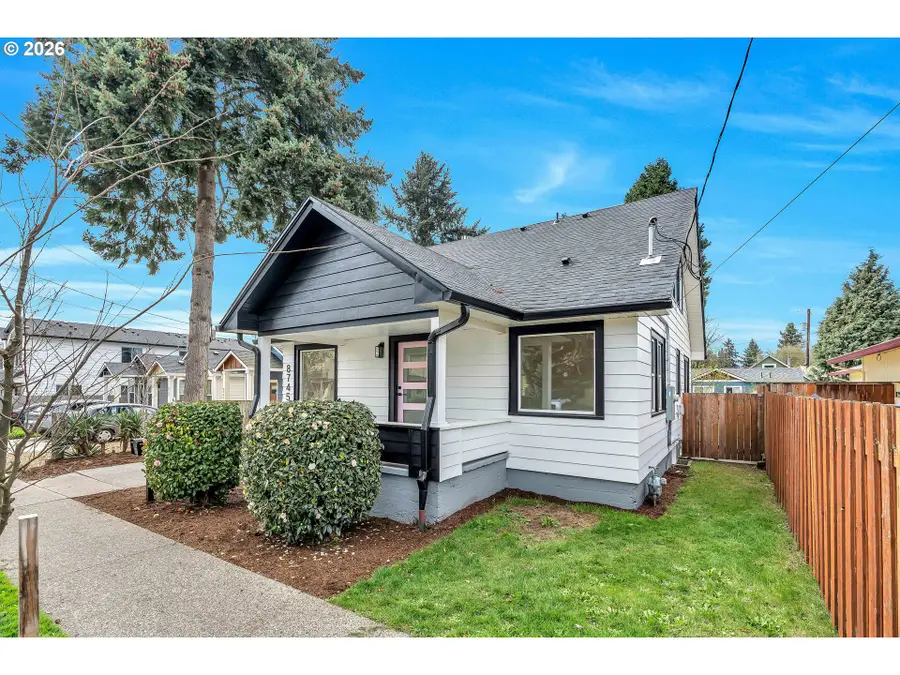 8745 N Burrage Ave, Portland, OR 97217 - #2
