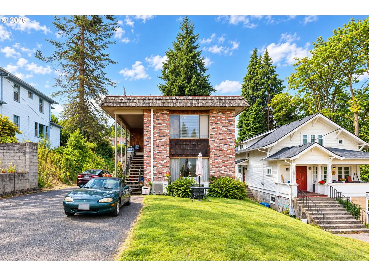 110 W C St, Rainier, OR 97048 - #1