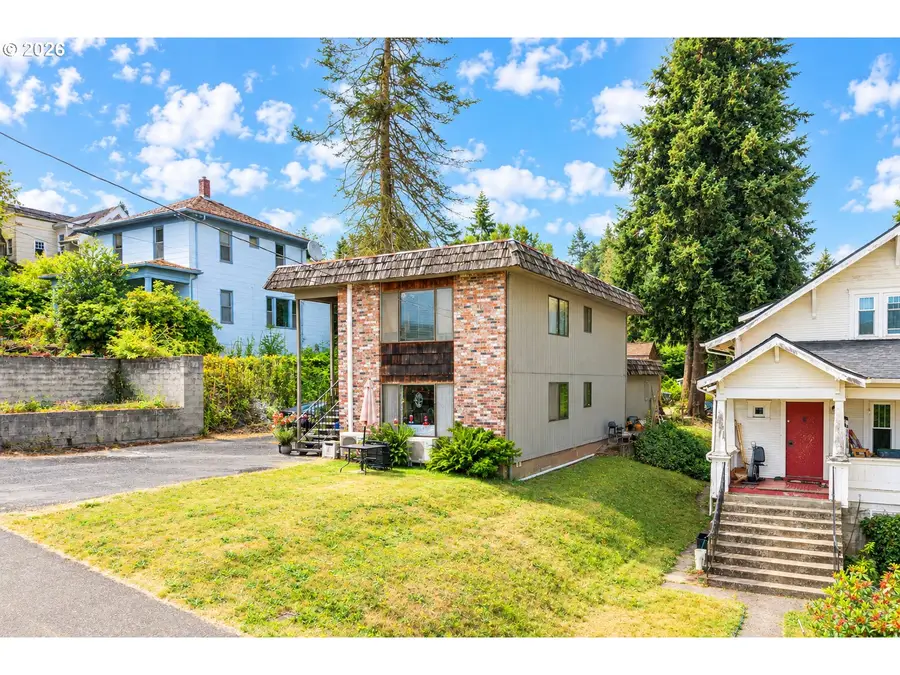 110 W C St, Rainier, OR 97048 - #3