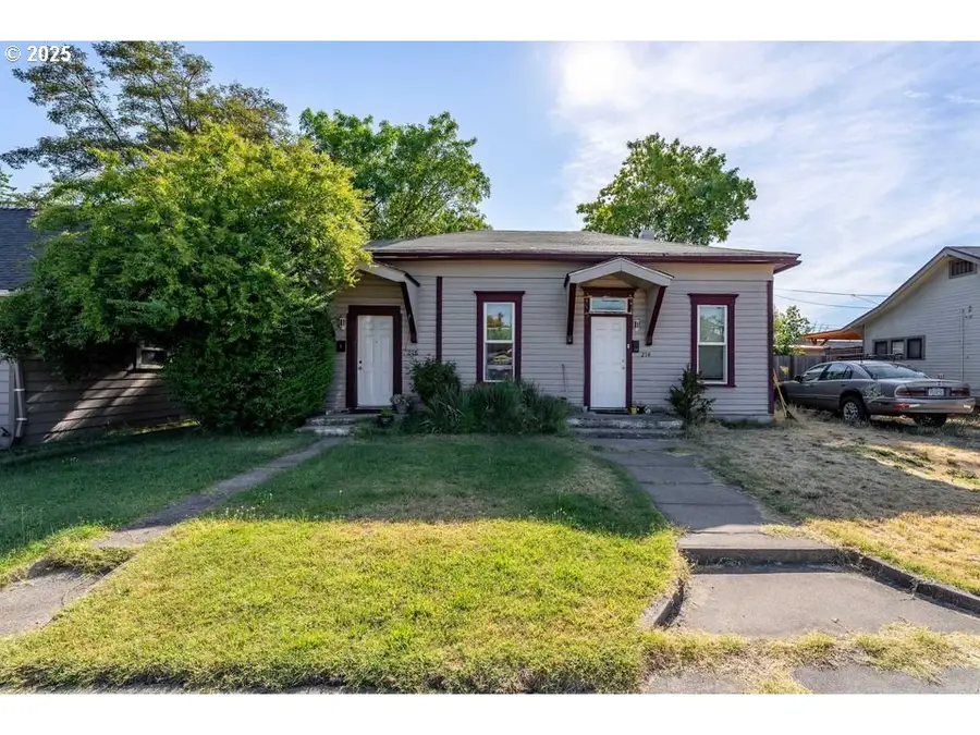 214 N Peach St, Medford, OR 97501 - Image #3