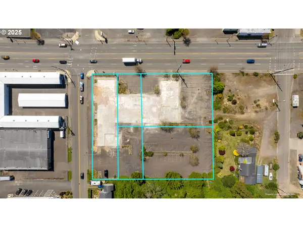 1088 Newmark Ave, CoosBay, OR 97420