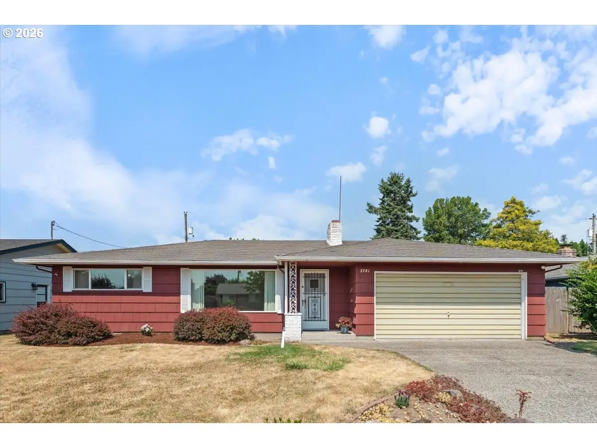 2781 Terry Ave, Longview, WA 98632 - #1