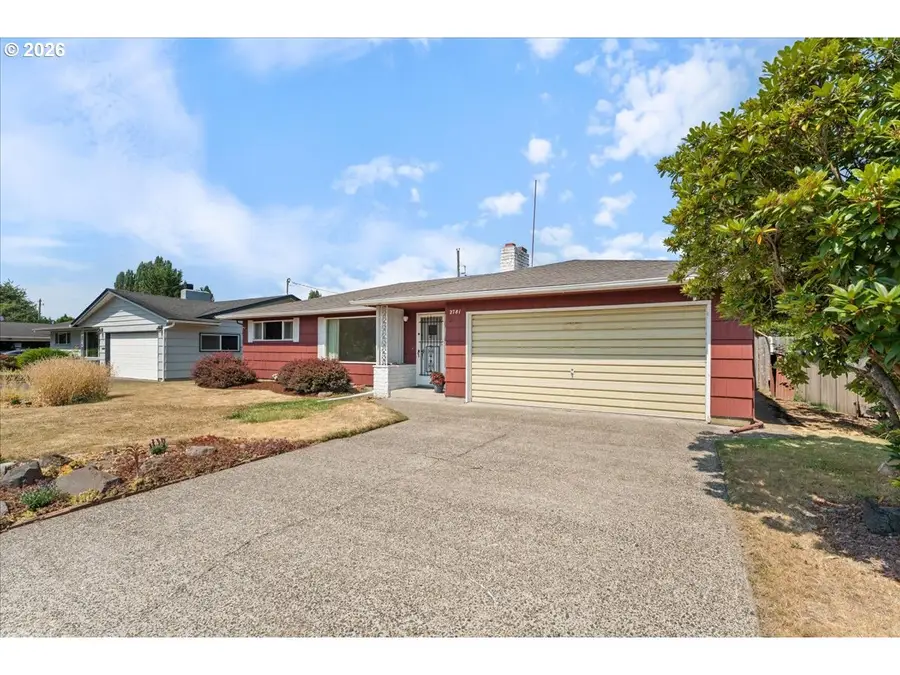 2781 Terry Ave, Longview, WA 98632 - #3