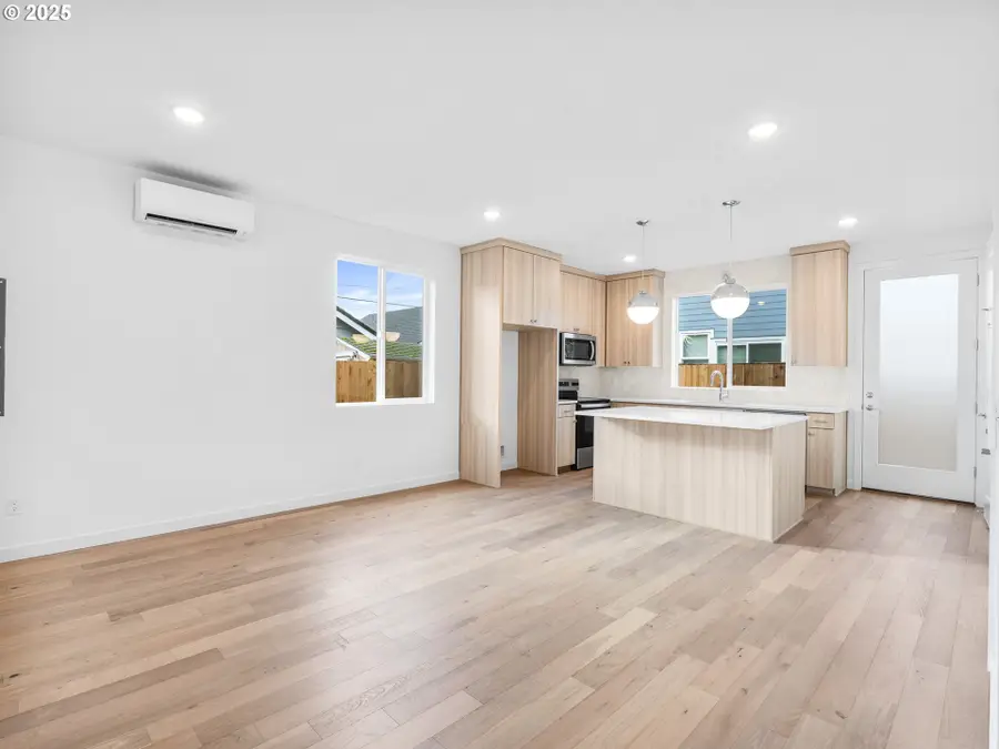 6443 SE 88th Ave, Portland, OR 97266 - #3