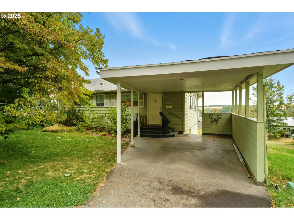 1009 College St, Milton Freewater, OR 97862 - Image #1