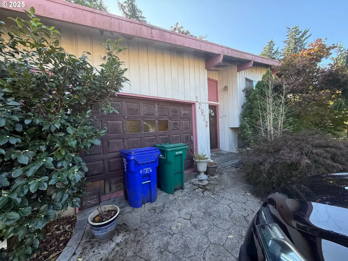 17912 NE Davis St, Portland, OR 97230 - Image #1