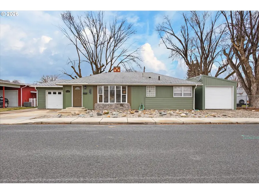 3195 N 2nd St, Baker City, OR 97814 - #2