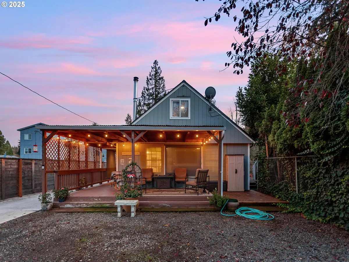 299 SW 3rd Ave, Canby, OR 97013 - #1