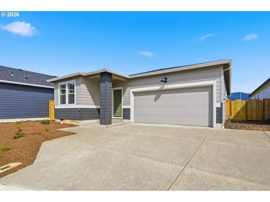 2646 V St, Springfield, OR 97477 - #3