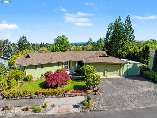407 SW 7th St, Gresham, OR 97080