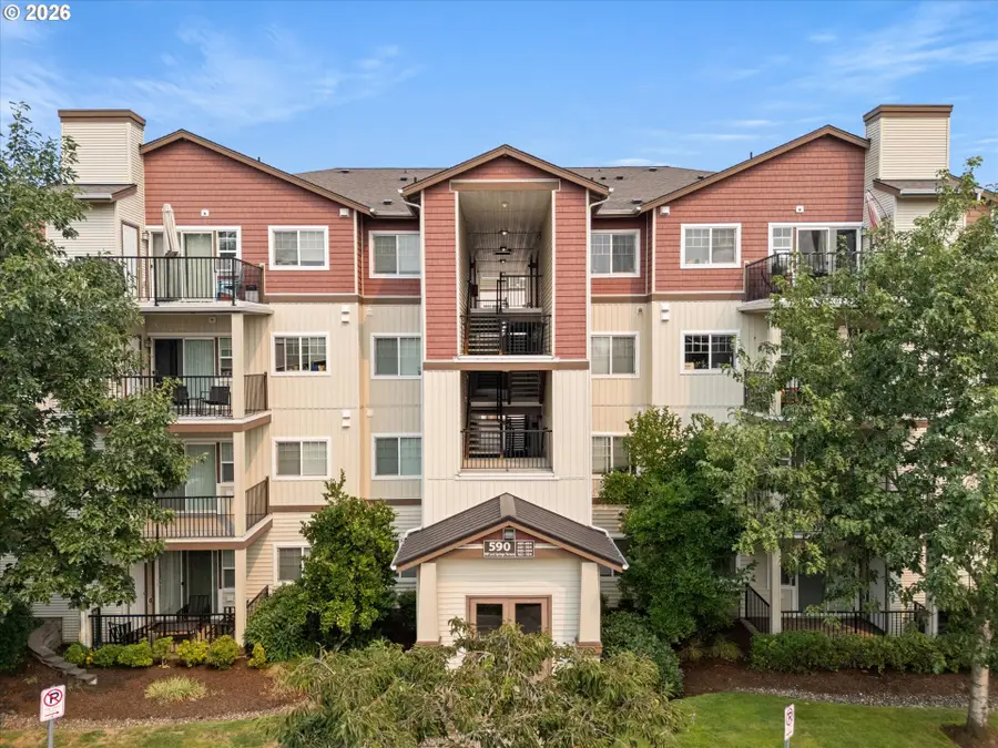 590 NW Lost Springs Ter, Portland, OR 97229 - #2