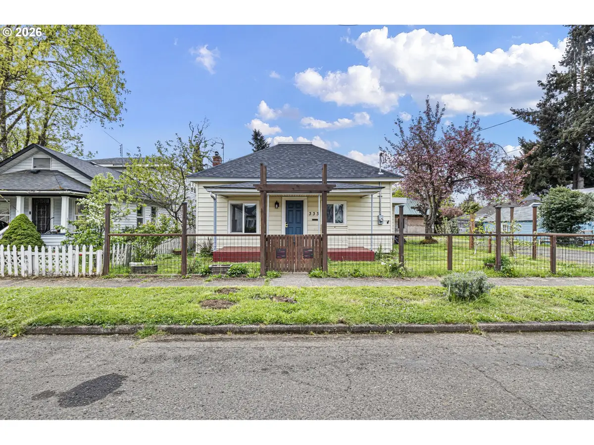333 E Madison Ave, Cottage Grove, OR 97424 - #1