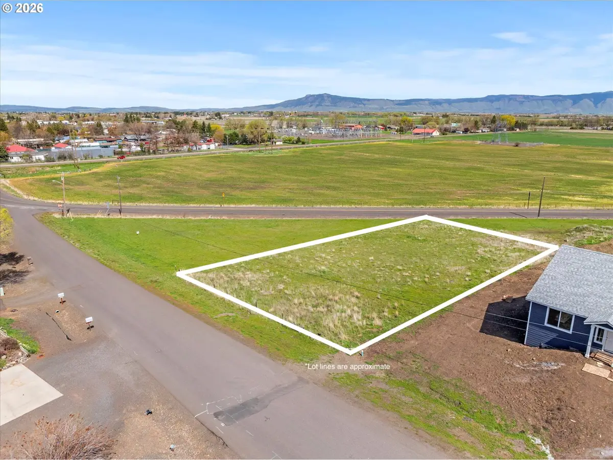 309 S 20th St, La Grande, OR 97850 - #1
