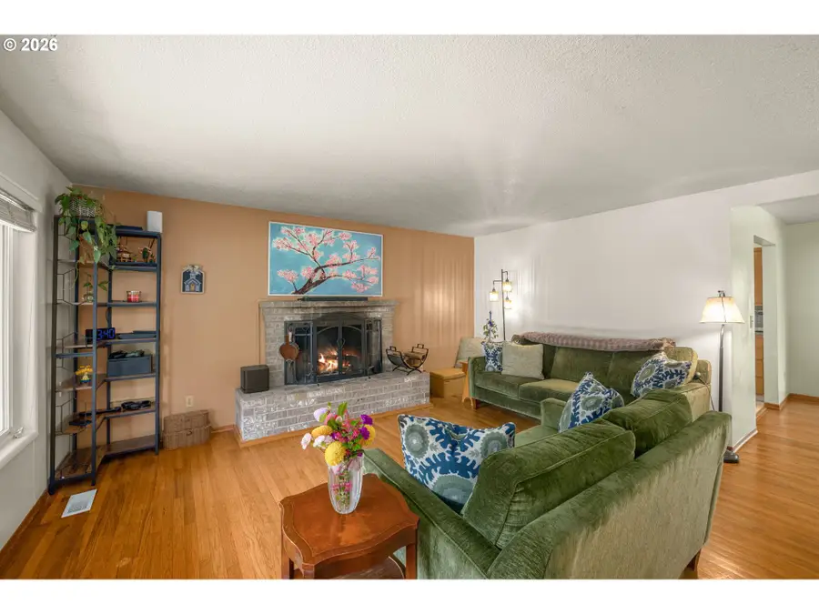 2126 SE 45th Ave, Hillsboro, OR 97123 - #3