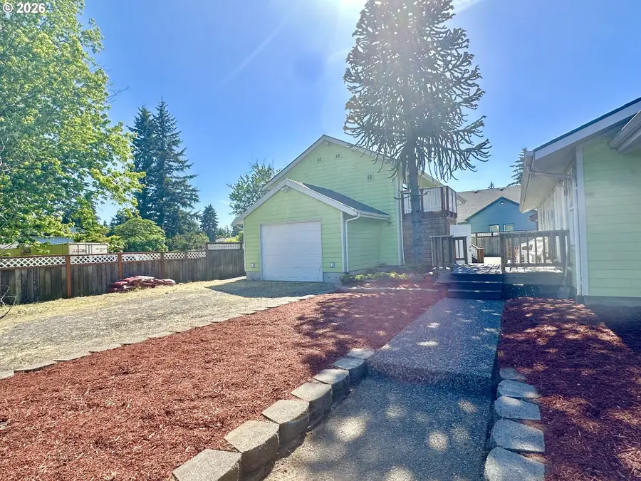 2543 SE 136th Ave, Portland, OR 97236 - #3