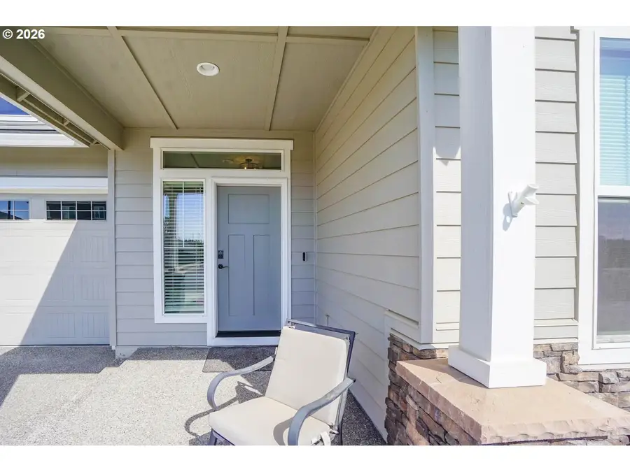 1016 N 44th Pl, Ridgefield, WA 98642 - #3