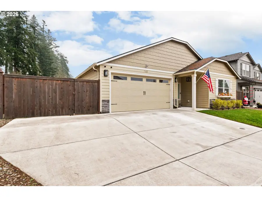 760 S 52nd St, Springfield, OR 97478 - Image #2