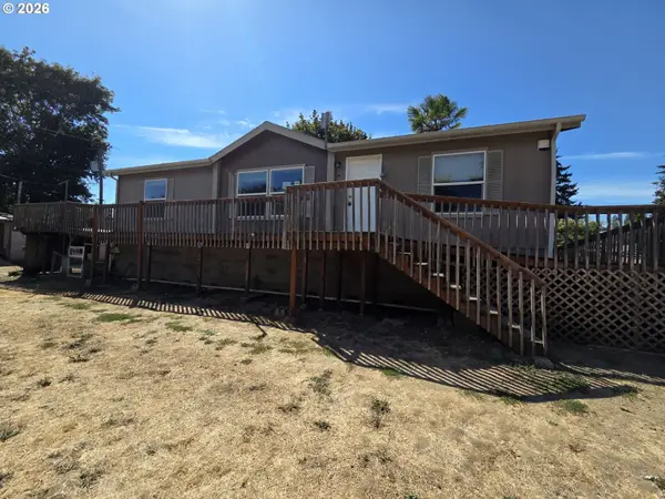 130 2nd St, Dillard, OR 97432