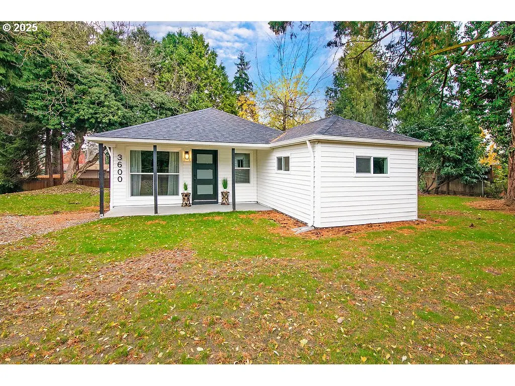 3600 NE 53rd St, Vancouver, WA 98661 - Image #1