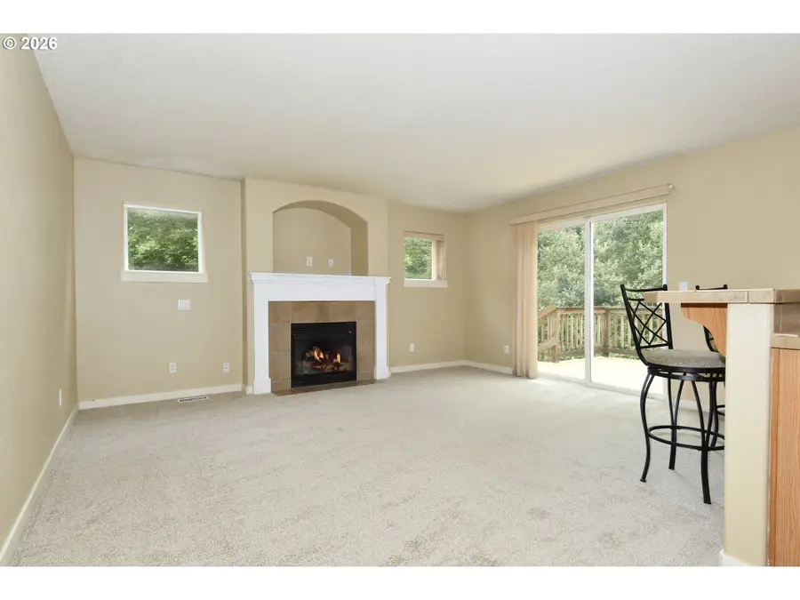 38783 Redwood St, Sandy, OR 97055 - #3