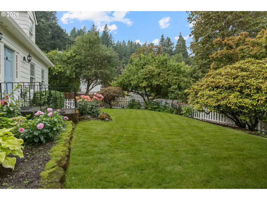 1606 S Carey Ln, Portland, OR 97219 - #3