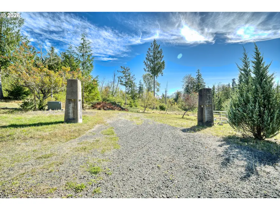 31675 Heikkila Dr, Rainier, OR 97048 - #3