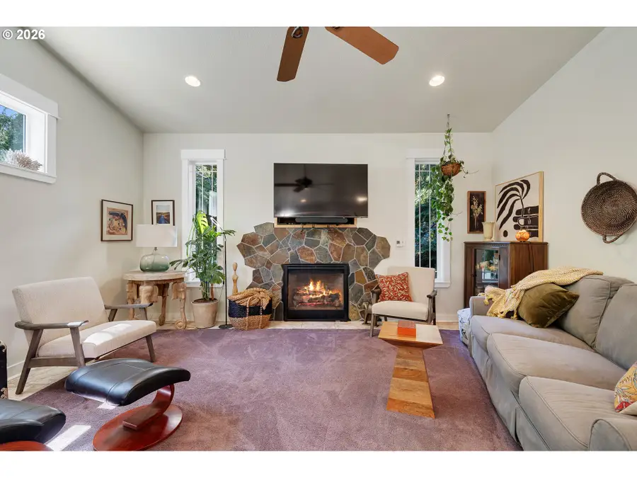 125 S Keel St, Rockaway Beach, OR 97136 - #3