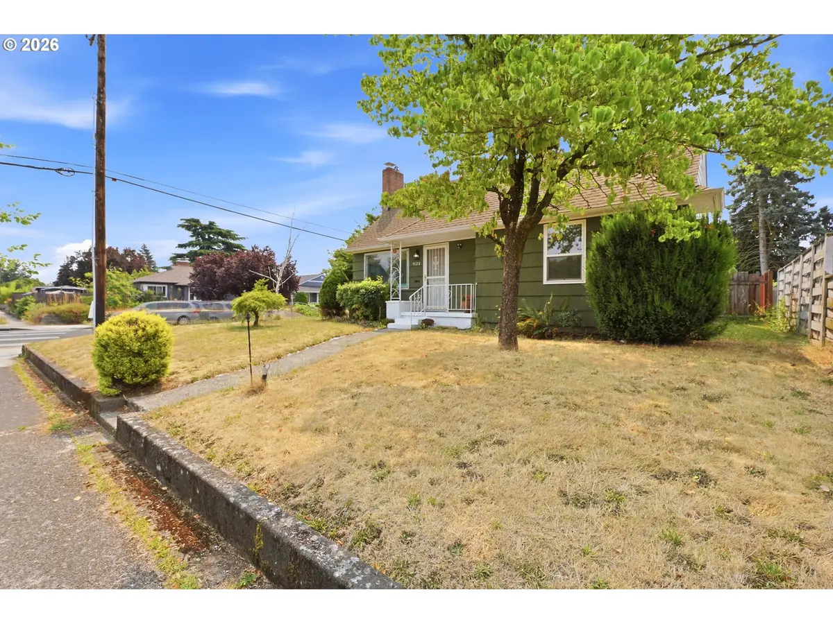 9128 SE Market St, Portland, OR 97216 - #1