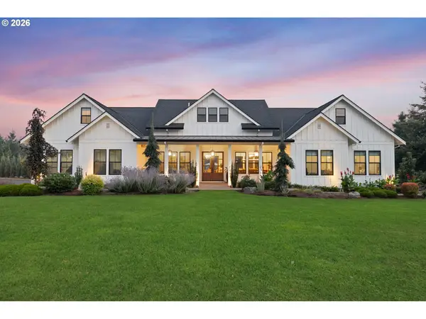 30832 SE Country Living Ln, Boring, OR 97009