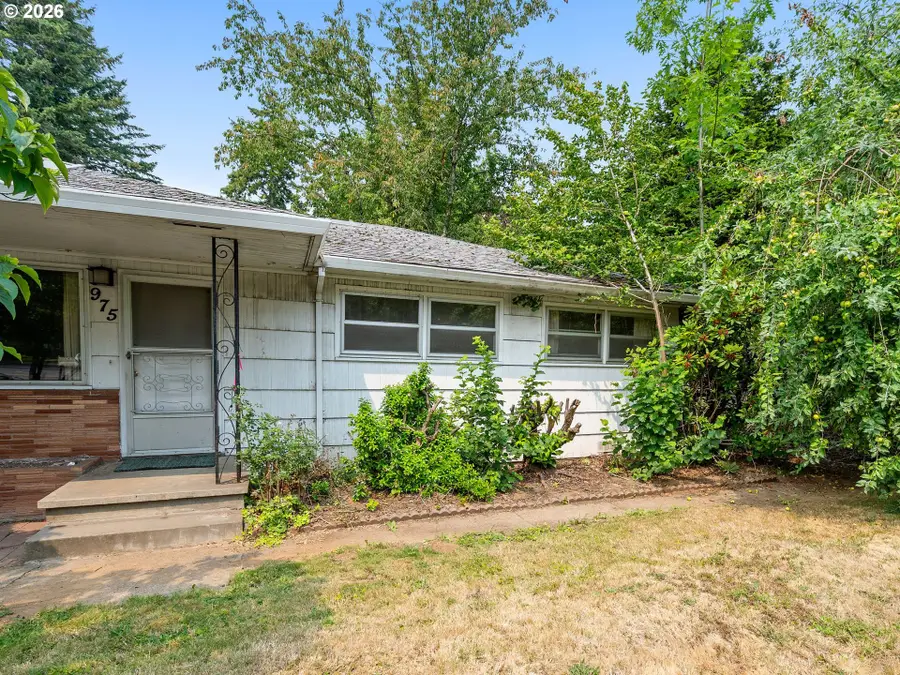 975 SE Kane Dr, Gresham, OR 97080 - #2