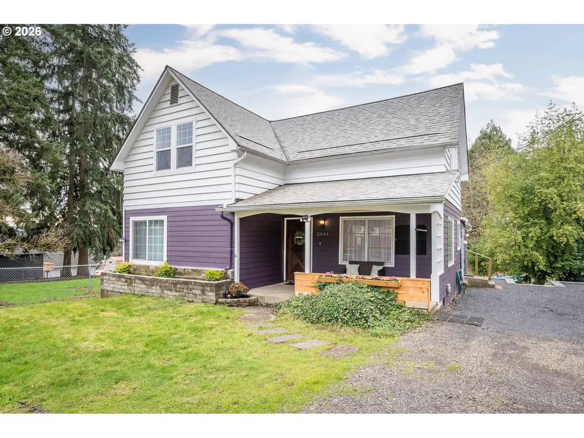 2341 W Castleman St, Longview, WA 98632 - Image #1