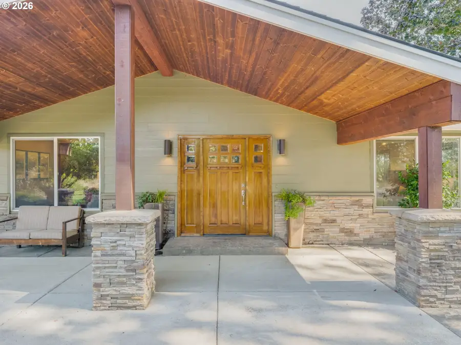 2960 Hill Rd, McMinnville, OR 97128 - #2