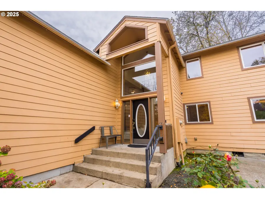 8925 SW 80th Ave, Portland, OR 97223 - Image #2
