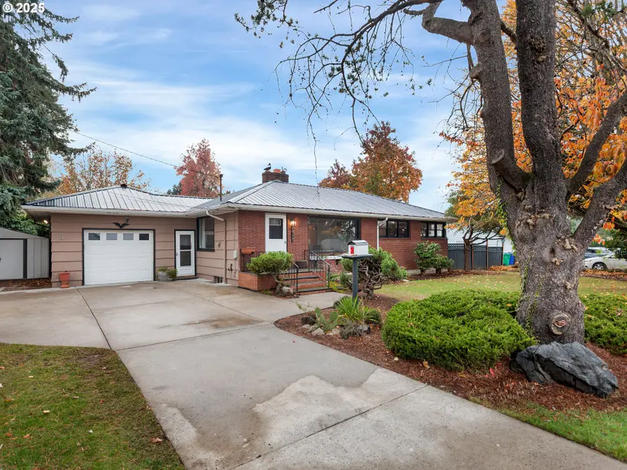 1915 NE 148th Ave, Portland, OR 97230 - Image #2