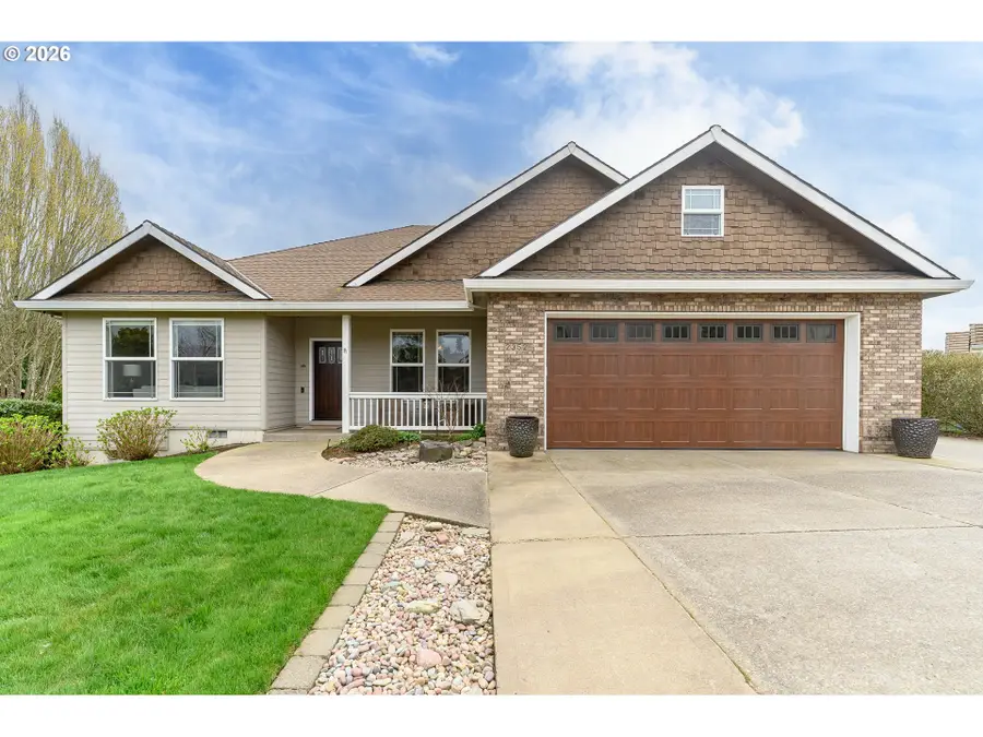 2352 NW Jefferson Way, McMinnville, OR 97128 - #2