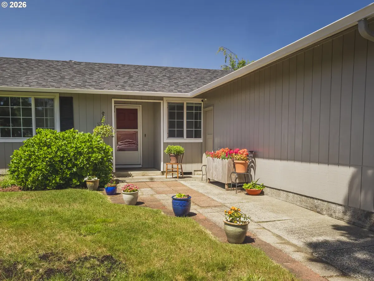 4125 Spruce St, Florence, OR 97439 - #1