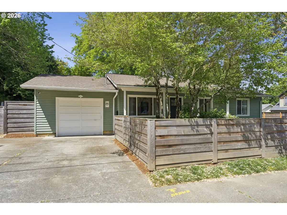 8715 N Swenson St, Portland, OR 97203 - #1