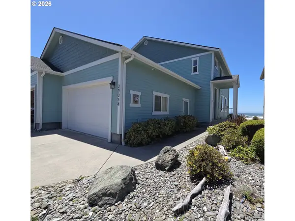 29034 Vizcaino Ct, GoldBeach, OR 97444